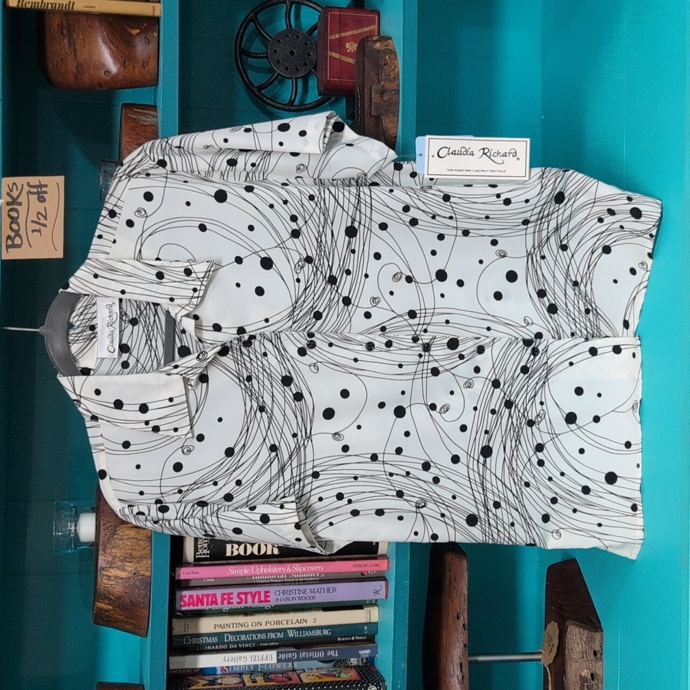 Vintage black and white blouse NWT